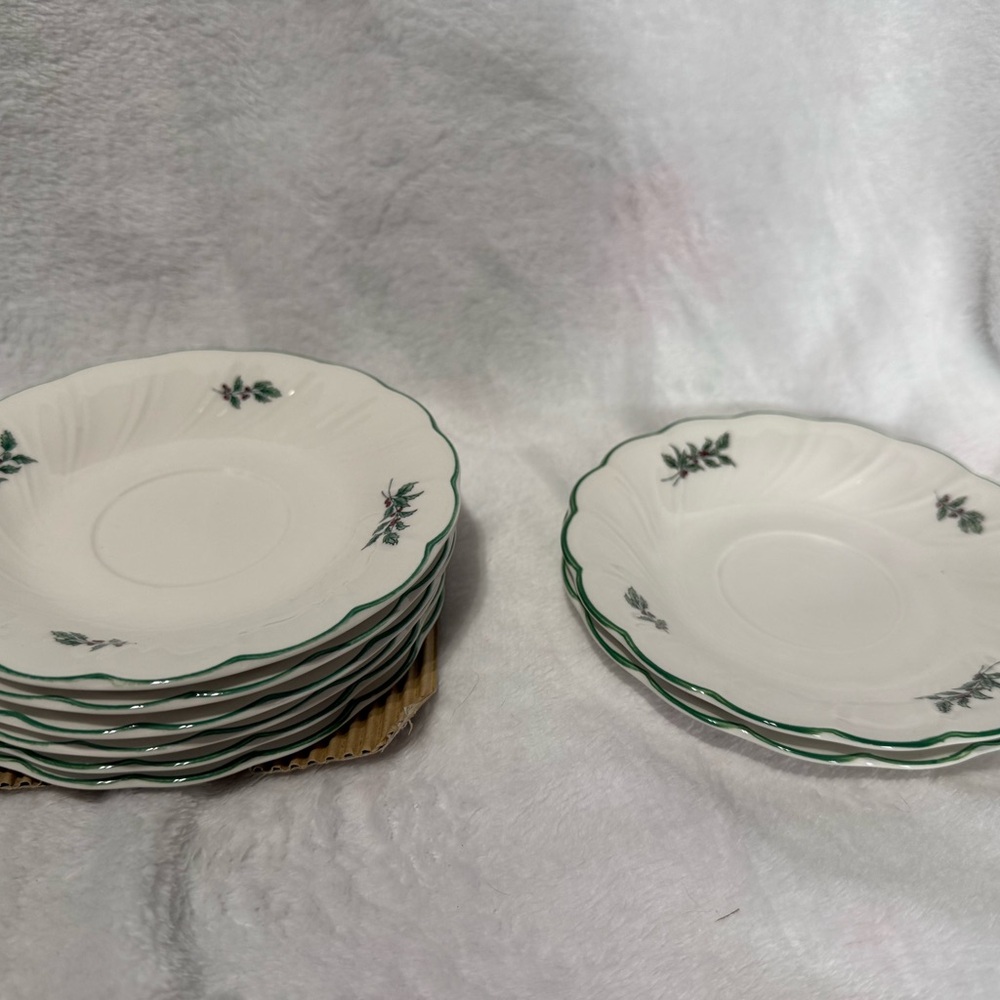 Nikko Christmastime Ceramics Saucers set of 8 (2 have crazing)